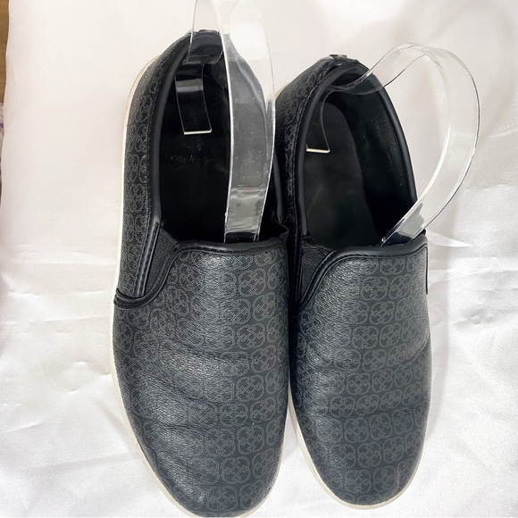 DAISY FUENTES faux leather logo print elastic gussets thick sole slip on shoes 8 - Picture 3 of 8